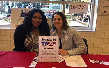 Social work students help get out the vote
